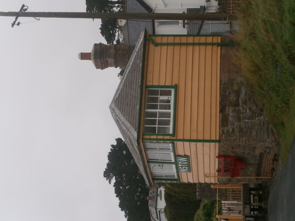 Photo of Instow signal box