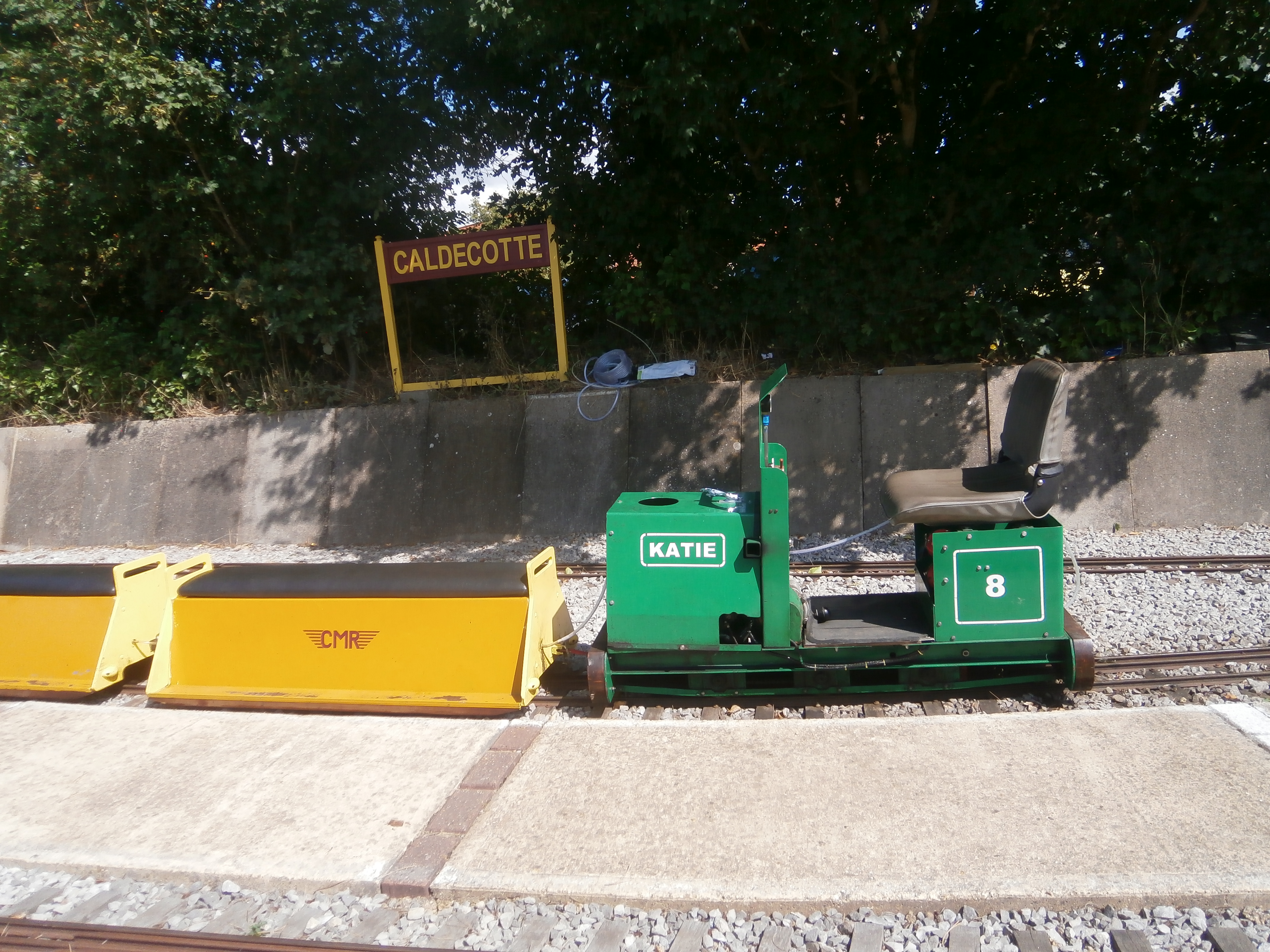 Photo of train at Caldecotte Miniature Railway
