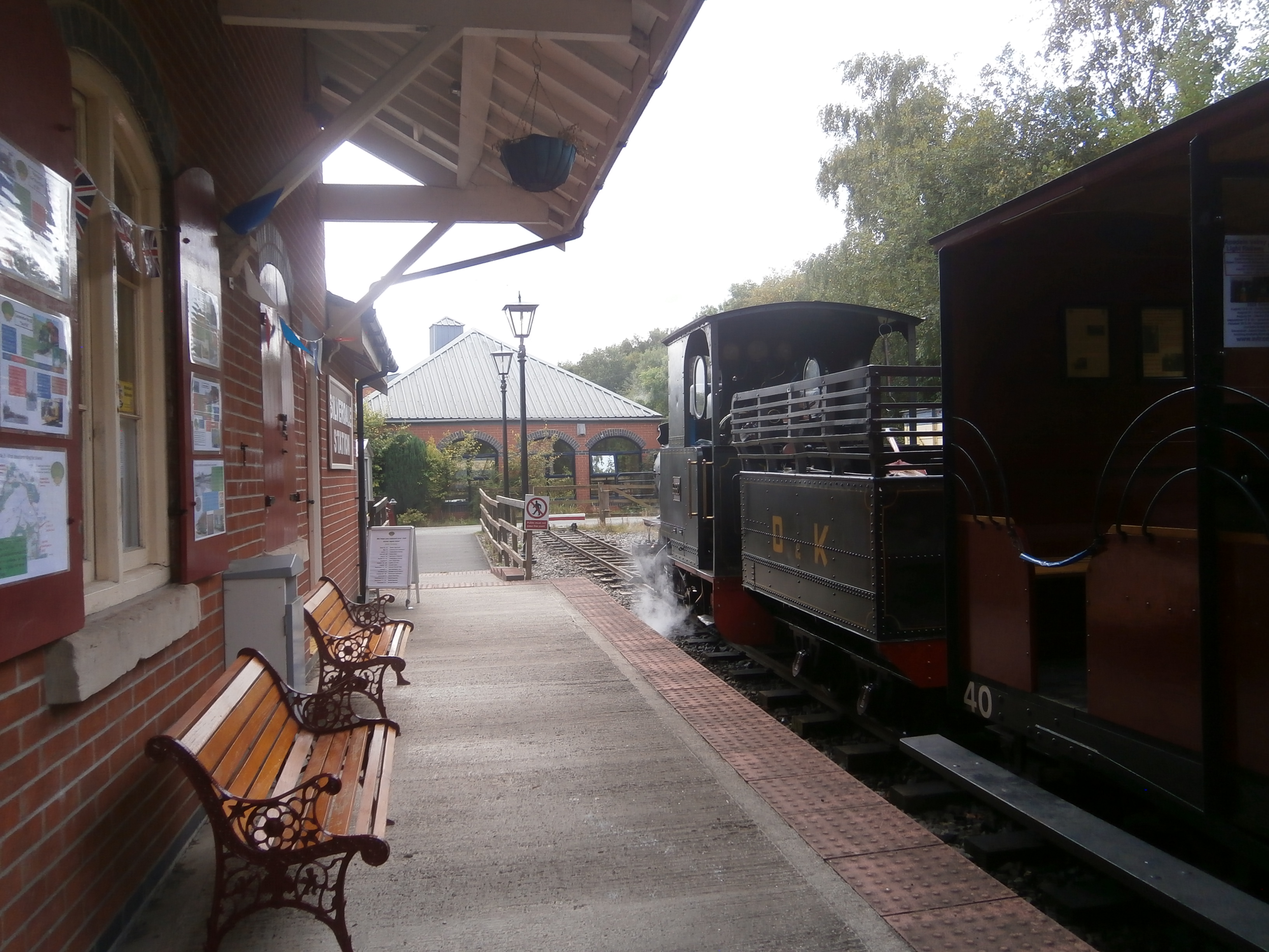Photo of a train at the station at Apedale Valley Light Railway