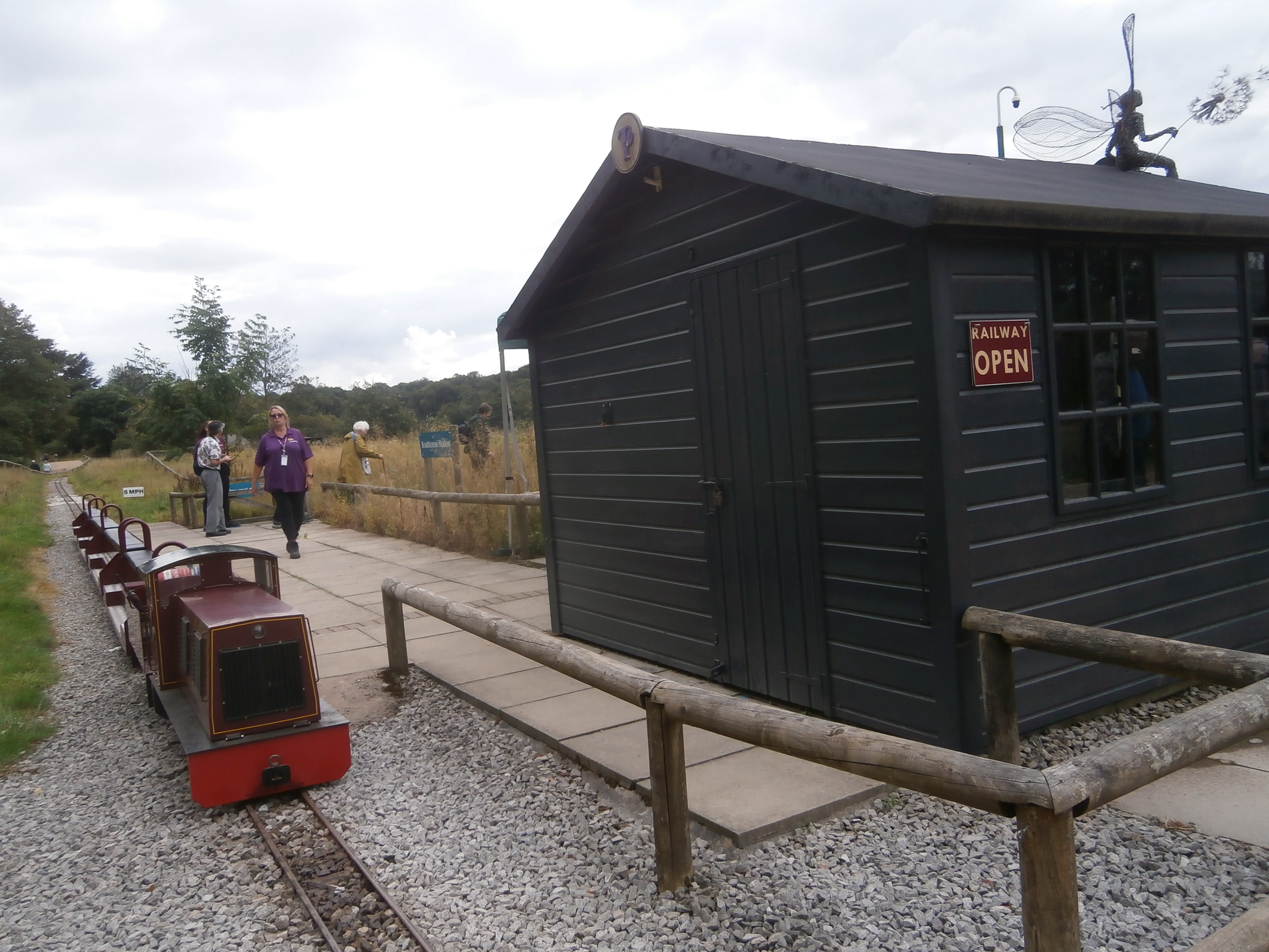 Photo of train at Trentham Gardens