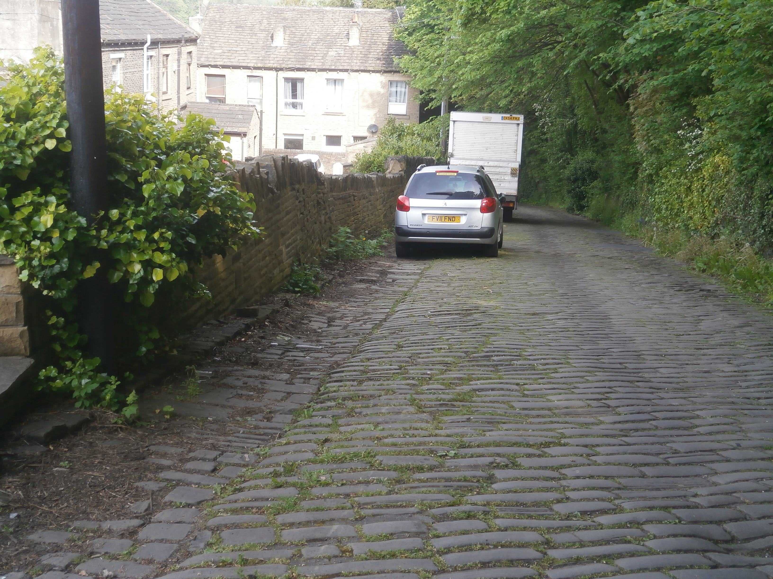 Photo down steep cobbled section of Brighouse Wood Lane