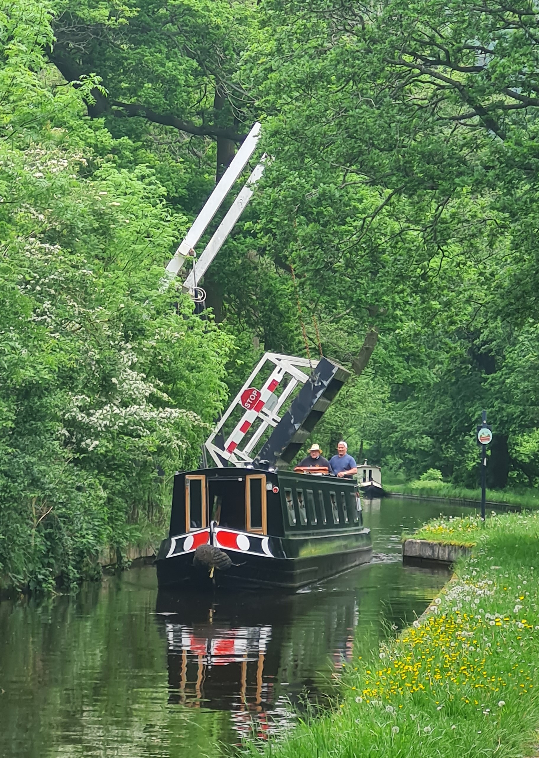 Photo of Shropshire Union Canal Llangollen branch - Llanddyn lift bridge and barge