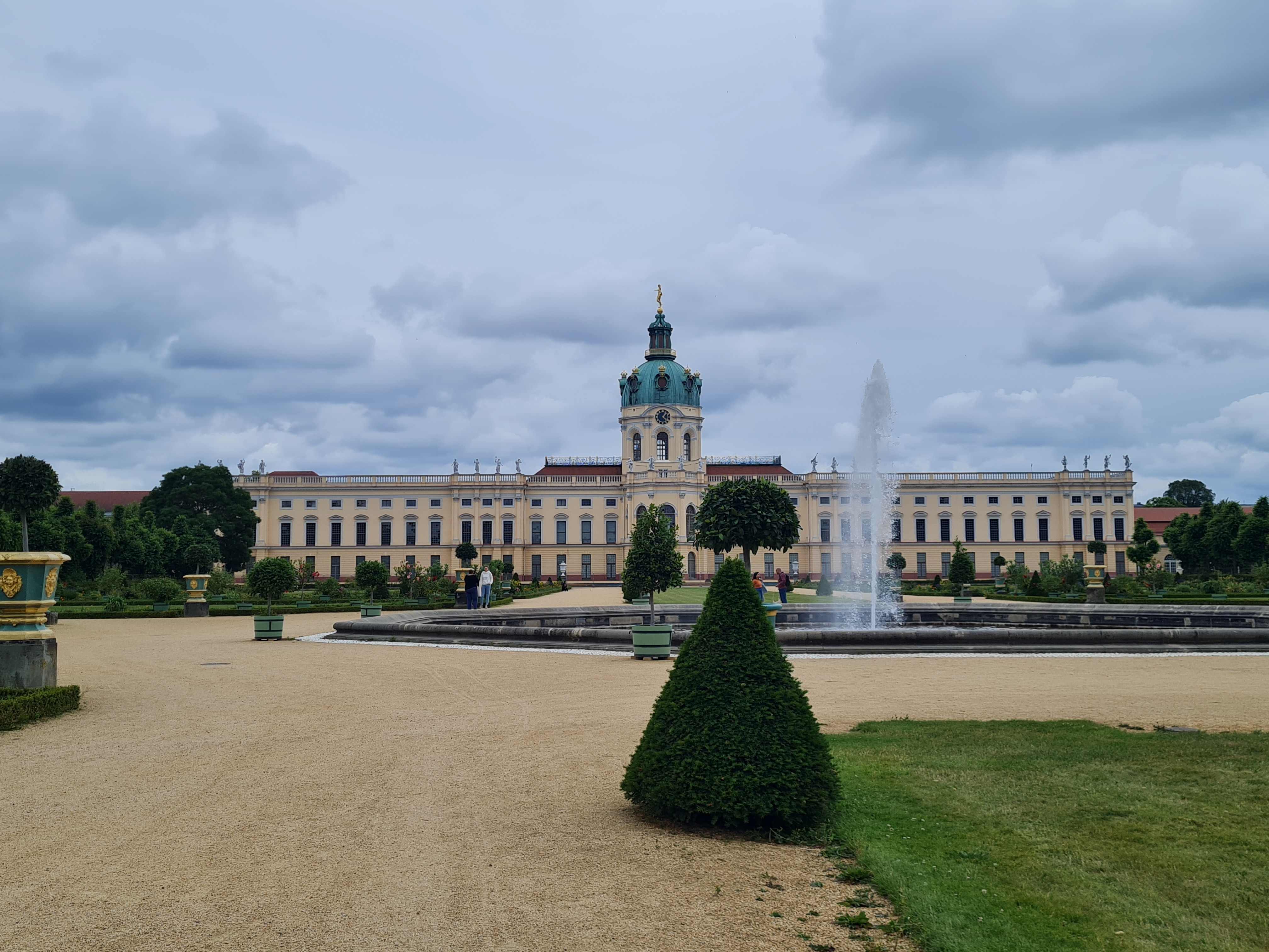 Photo of Palace and Fountain at Charlottenberg