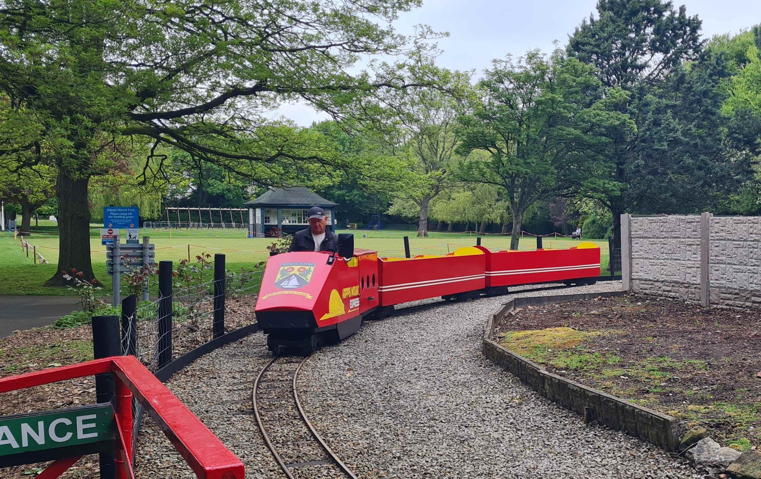Photo of Happy Mount Express